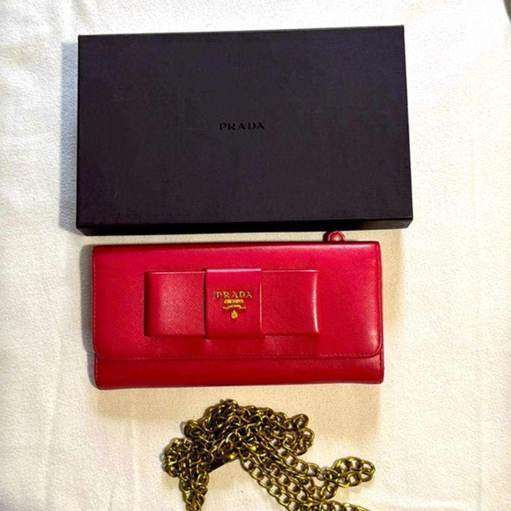 Prada Wallet Saffiano Lux Leather With COA and Unbranded Chain 02